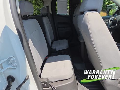 Used 2019 Chevrolet Colorado W/T w/ WT Convenience Package RWD image 16