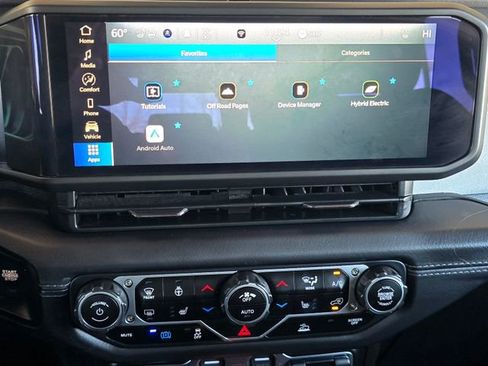 Certified 2025 Jeep Wrangler Sahara 4xe image 10