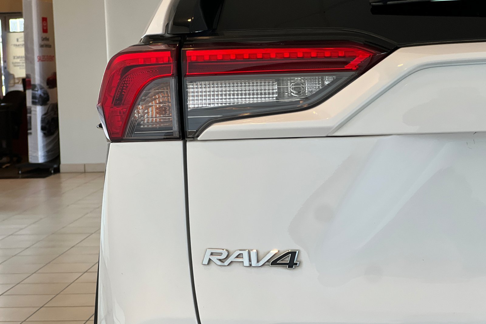Certified 2024 Toyota RAV4 LE AWD/4WD image 26