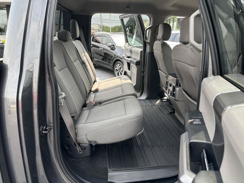 Used 2019 Ford F150 XLT w/ Equipment Group 302A Luxury AWD/4WD image 36