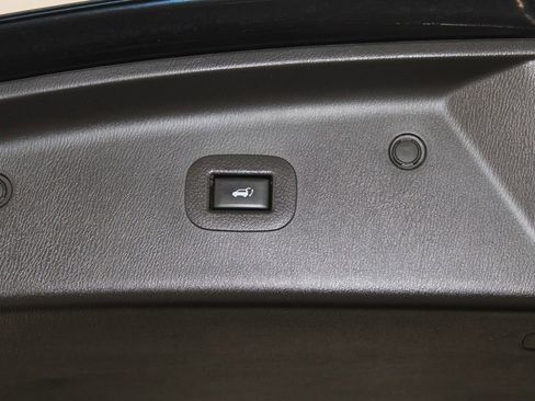 Used 2024 INFINITI QX80 Luxe image 17