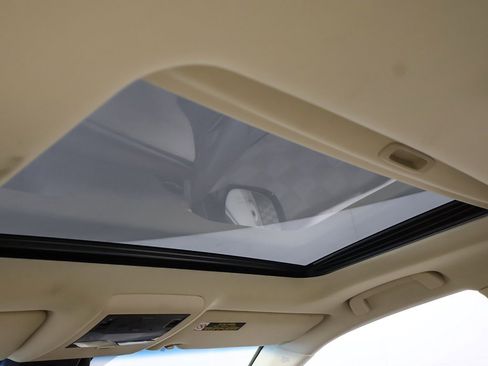 Used 2016 Lexus LX 570 4WD image 24