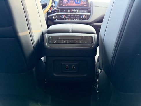 New 2026 Nissan Pathfinder SL w/ SL Premium Package image 18