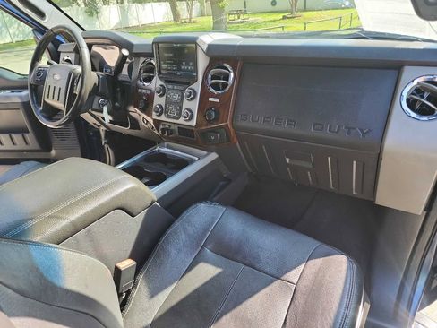 Used 2015 Ford F350 Lariat w/ Chrome Package image 36