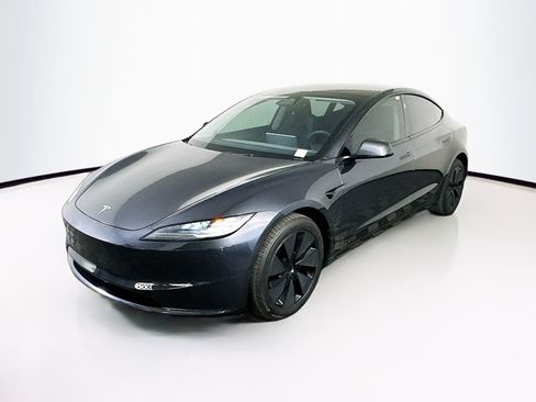 Used 2025 Tesla Model 3 Long Range AWD/4WD image 3