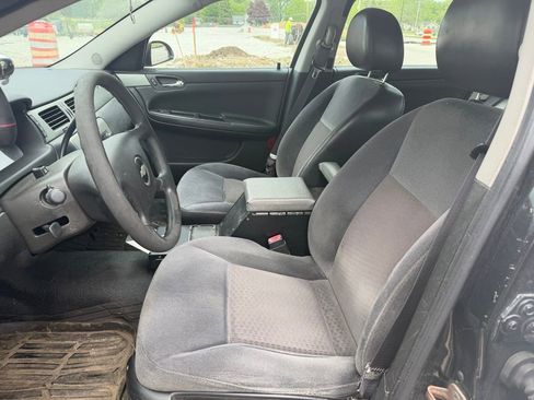 Used 2009 Chevrolet Impala Police FWD image 7