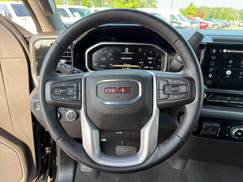 Used 2026 GMC Sierra 1500 SLT AWD/4WD image 13