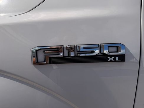 Used 2020 Ford F150 XL w/ XL Power Equipment Group AWD/4WD image 4