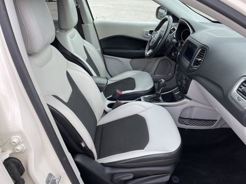 Used 2018 Jeep Compass Latitude w/ Popular Equipment Group image 47