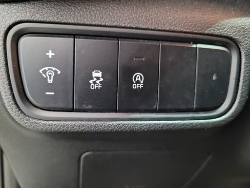 Used 2023 Kia Soul LX w/ LX Technology Package image 32