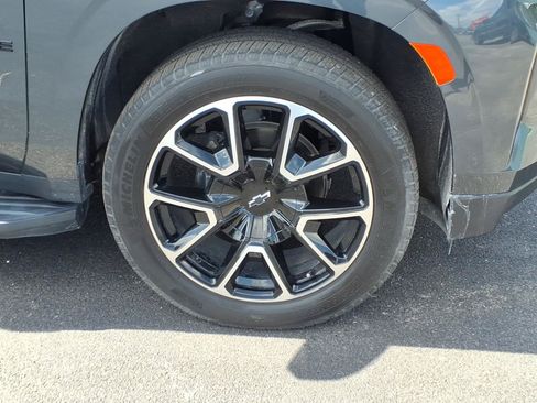 Used 2021 Chevrolet Tahoe RST w/ Luxury Package RWD image 7