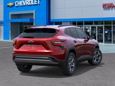 New 2026 Chevrolet Trax LT w/ Driver Confidence Package image 28