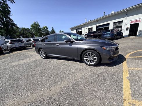 Used 2022 Honda Accord LX image 10