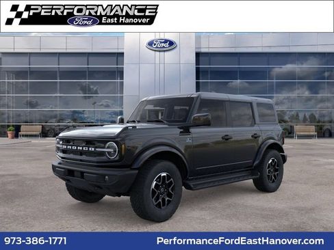 New 2026 Ford Bronco Outer Banks AWD/4WD image 1