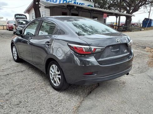 Used 2018 Toyota Yaris iA FWD image 5
