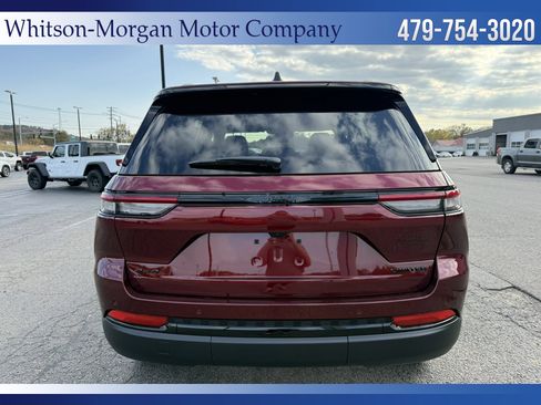 New 2025 Jeep Grand Cherokee Limited image 7