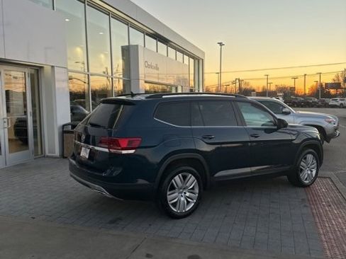 Used 2020 Volkswagen Atlas SE w/ Panoramic Sunroof Package image 7
