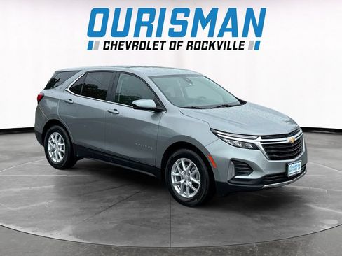 Used 2024 Chevrolet Equinox LT FWD image 1