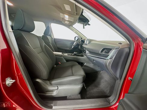 Used 2023 Nissan Rogue S FWD image 29