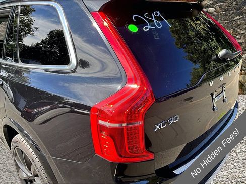 Used 2020 Volvo XC90 T6 Momentum w/ Protection Package Premier AWD/4WD image 27
