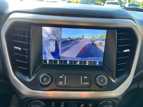 Used 2023 GMC Acadia Denali w/ Denali Ultimate Package FWD image 25