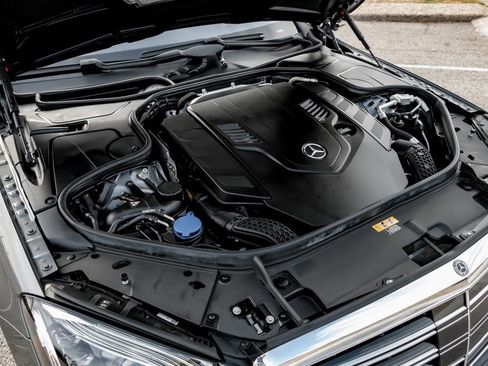 Used 2019 Mercedes-Benz S 560 4MATIC Sedan image 76