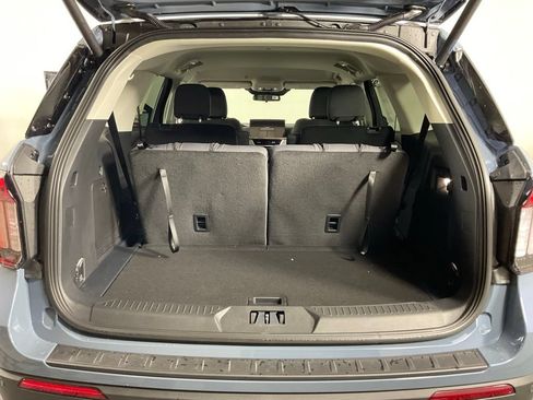 New 2026 Ford Explorer Active RWD image 11