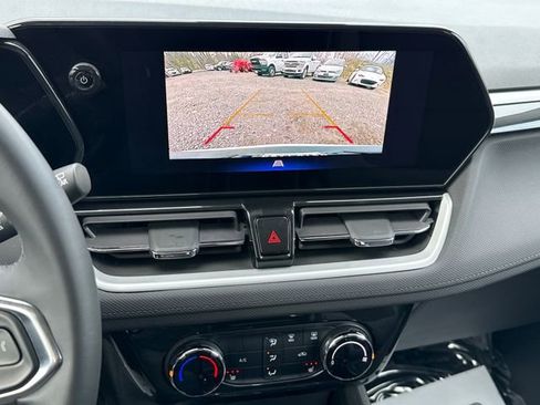 Used 2024 Chevrolet TrailBlazer LT w/ LT Cold Weather Package image 29