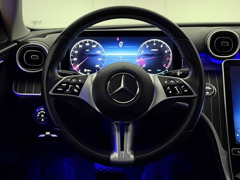 Used 2023 Mercedes-Benz C 300 4MATIC Sedan image 32