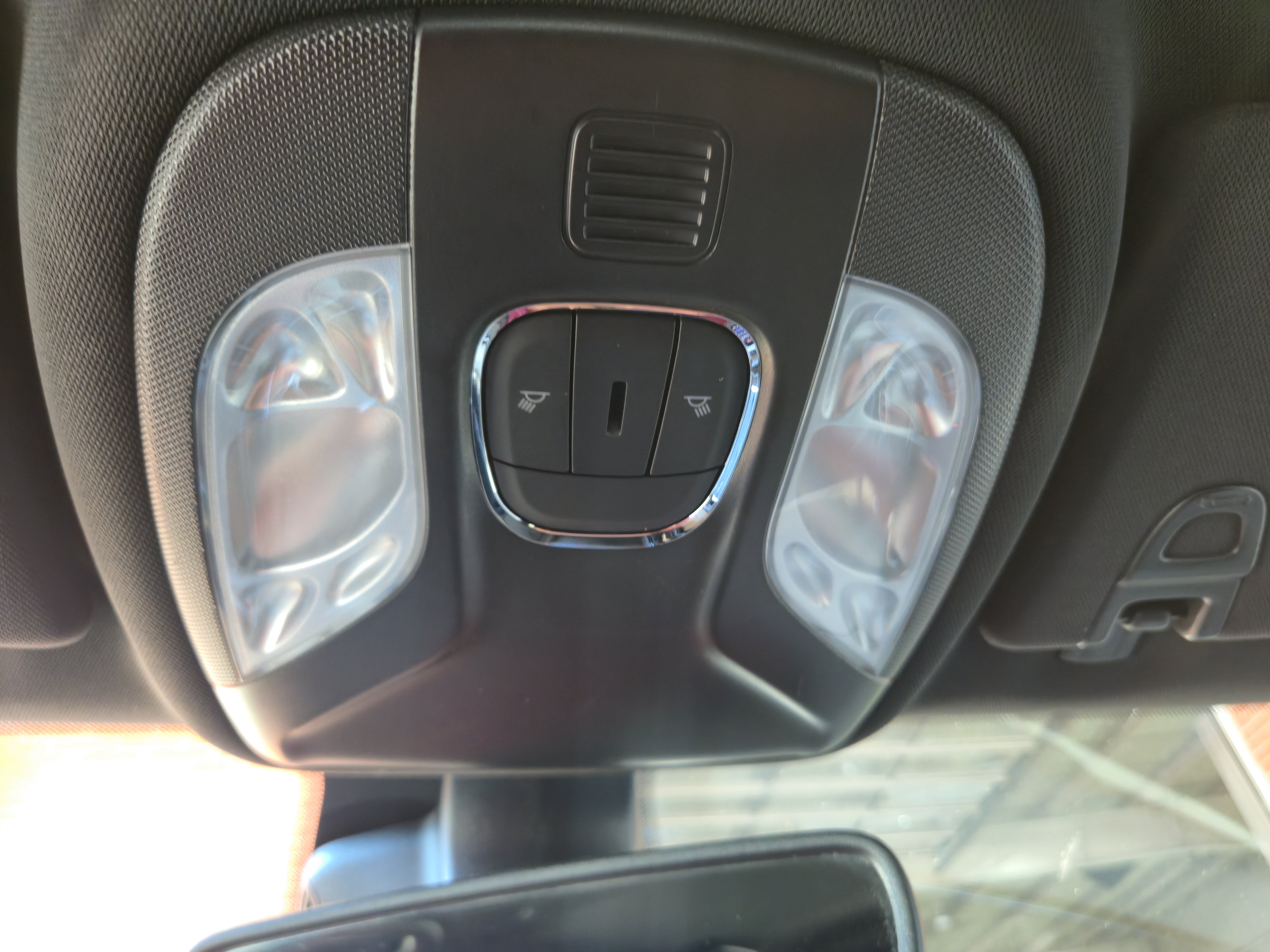Used 2023 Jeep Compass Limited AWD/4WD image 16