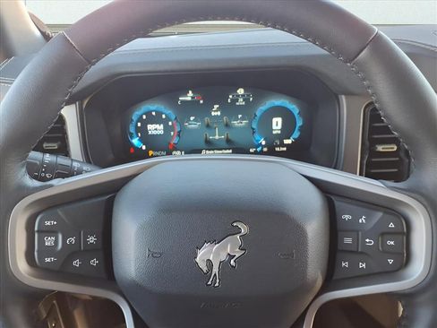 New 2025 Ford Bronco Badlands AWD/4WD image 16