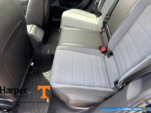 Used 2025 Volkswagen Jetta SE w/ Sunroof Package FWD image 10