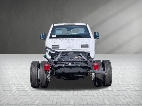 New 2026 Ford F550 4x4 Regular Cab Super Duty image 6