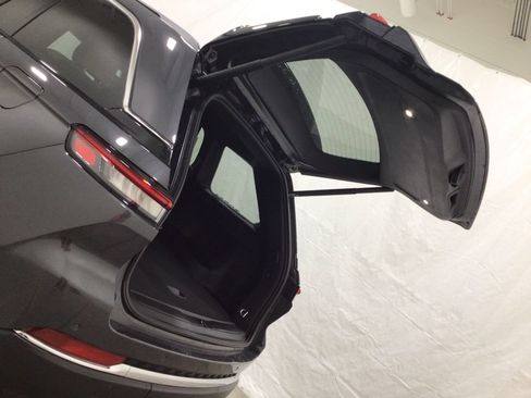 Used 2025 Jeep Grand Cherokee Limited AWD/4WD image 20