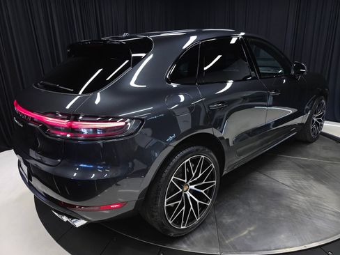 Used 2021 Porsche Macan Turbo AWD/4WD image 58