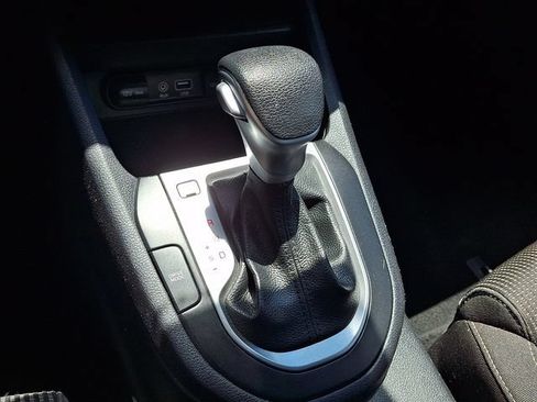 Used 2020 Kia Forte LXS FWD image 14