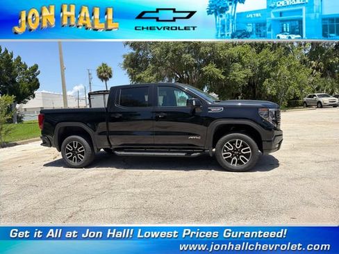 Used 2025 GMC Sierra 1500 AT4 w/ AT4 Premium Package AWD/4WD image 14