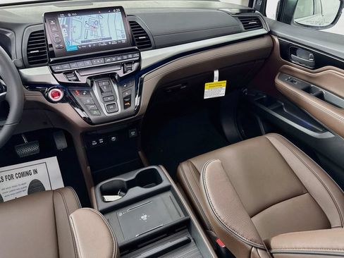 Used 2026 Honda Odyssey Touring image 32