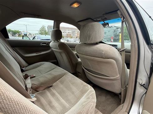 Used 1997 Honda Accord LX image 8