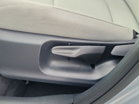 New 2026 Toyota Corolla Cross L image 22