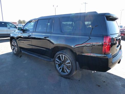Used 2019 Chevrolet Suburban Premier image 7