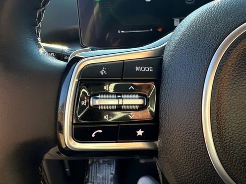 Used 2025 Kia Sorento EX w/ EX Panoramic Sunroof Package image 27