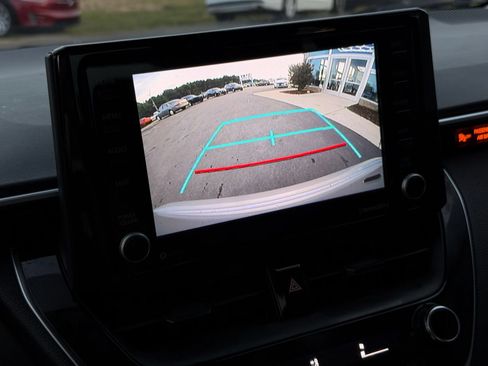Used 2022 Toyota Corolla LE FWD image 31