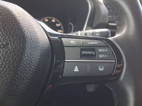 Used 2024 Honda Pilot EX-L image 32
