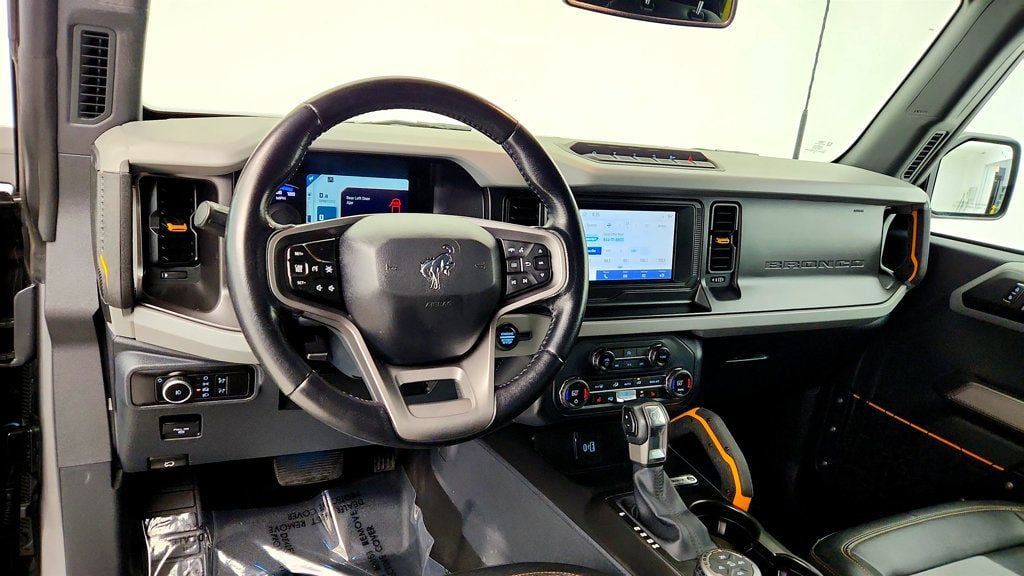 Used 2023 Ford Bronco Badlands AWD/4WD image 12