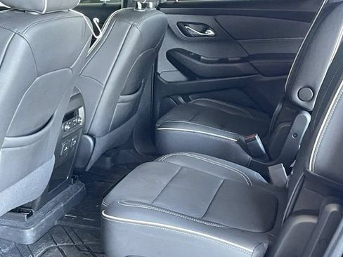 Used 2023 Chevrolet Traverse Premier AWD/4WD image 15