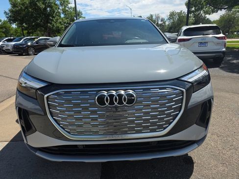 Used 2023 Audi Q4 e-tron Premium AWD/4WD image 8
