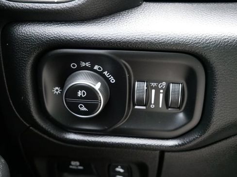 Used 2019 RAM 1500 Big Horn AWD/4WD image 26