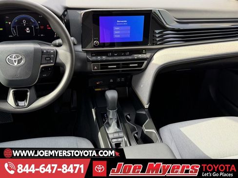 Used 2026 Toyota Camry LE image 17