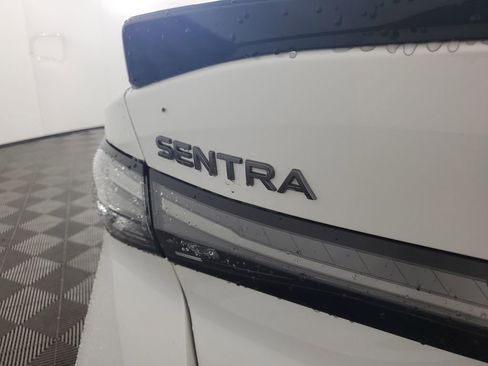 New 2026 Nissan Sentra SR w/ Floor Mat Package image 31